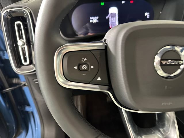 Used 2023 Volvo C40 P8 Recharge Ultimate AWD/4WD image 15