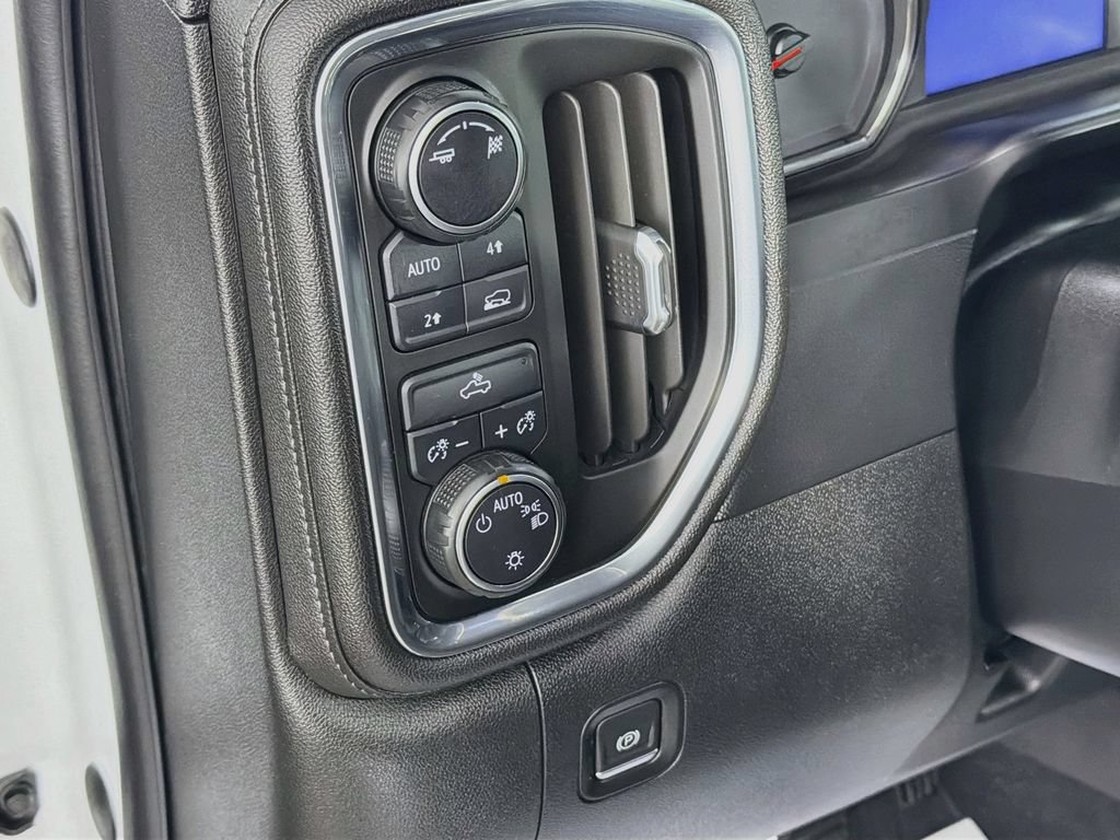 Used 2019 Chevrolet Silverado 1500 LT w/ True North Edition AWD/4WD image 10