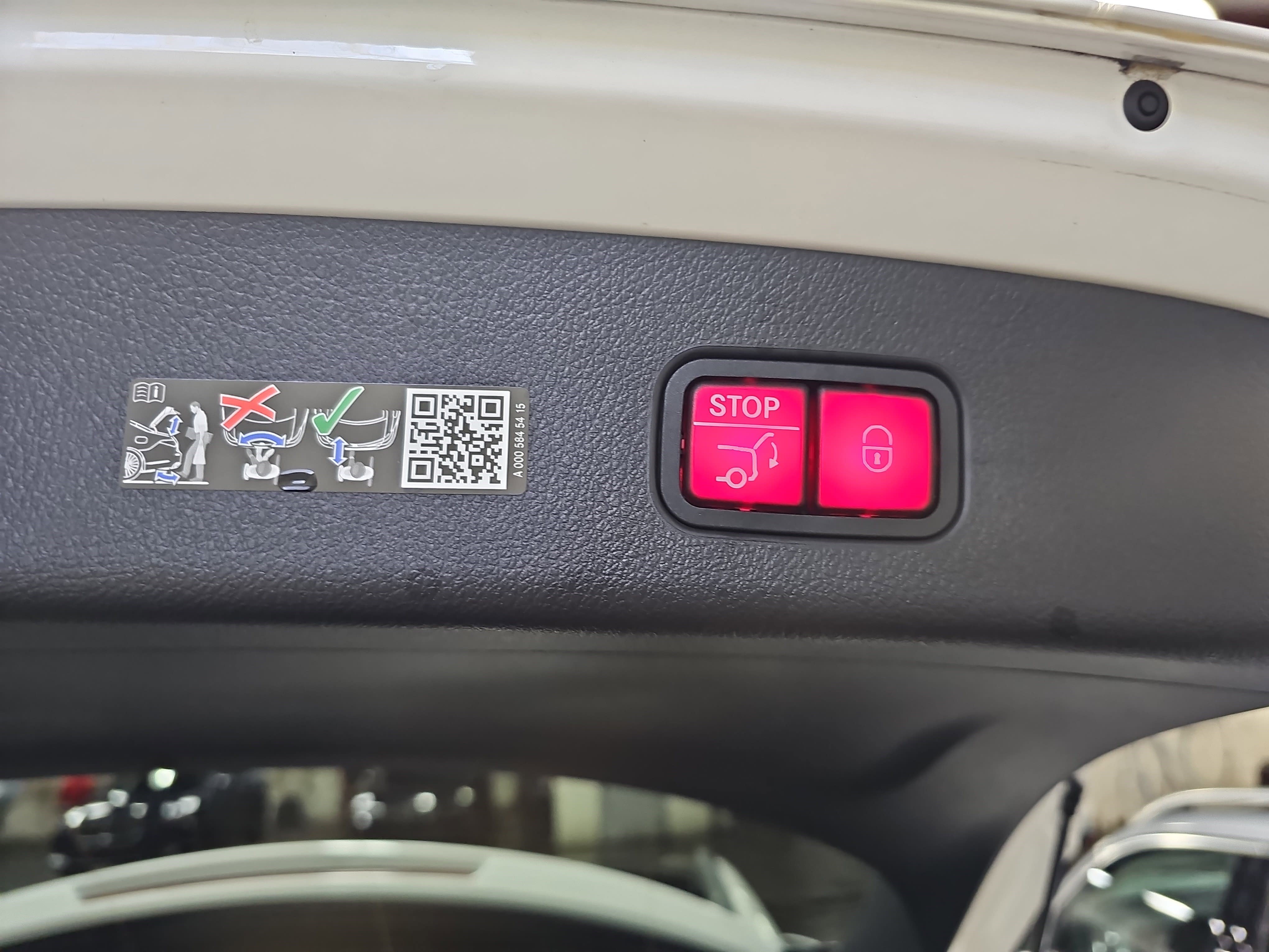 Certified 2026 Mercedes-Benz GLC 300 GLC 300 image 15