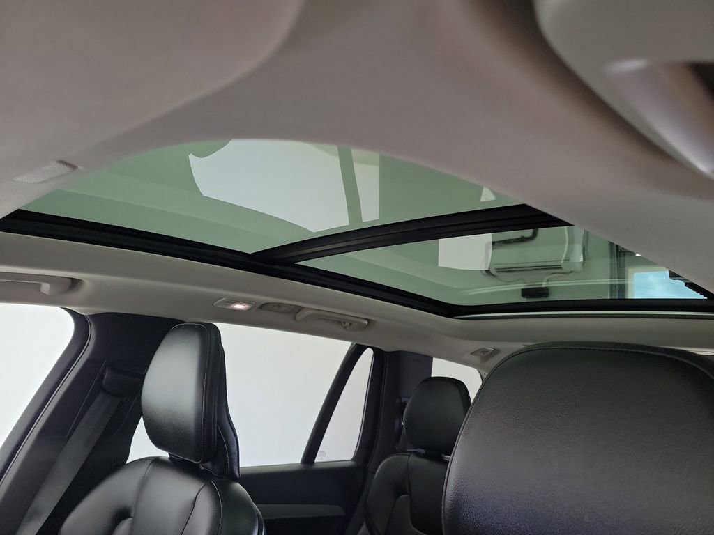 Used 2023 Volvo XC90 B5 Core w/ Protection Package Premier image 20