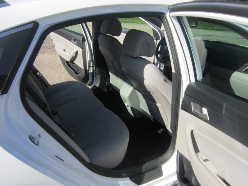 Used 2016 Hyundai Sonata Sport FWD image 14