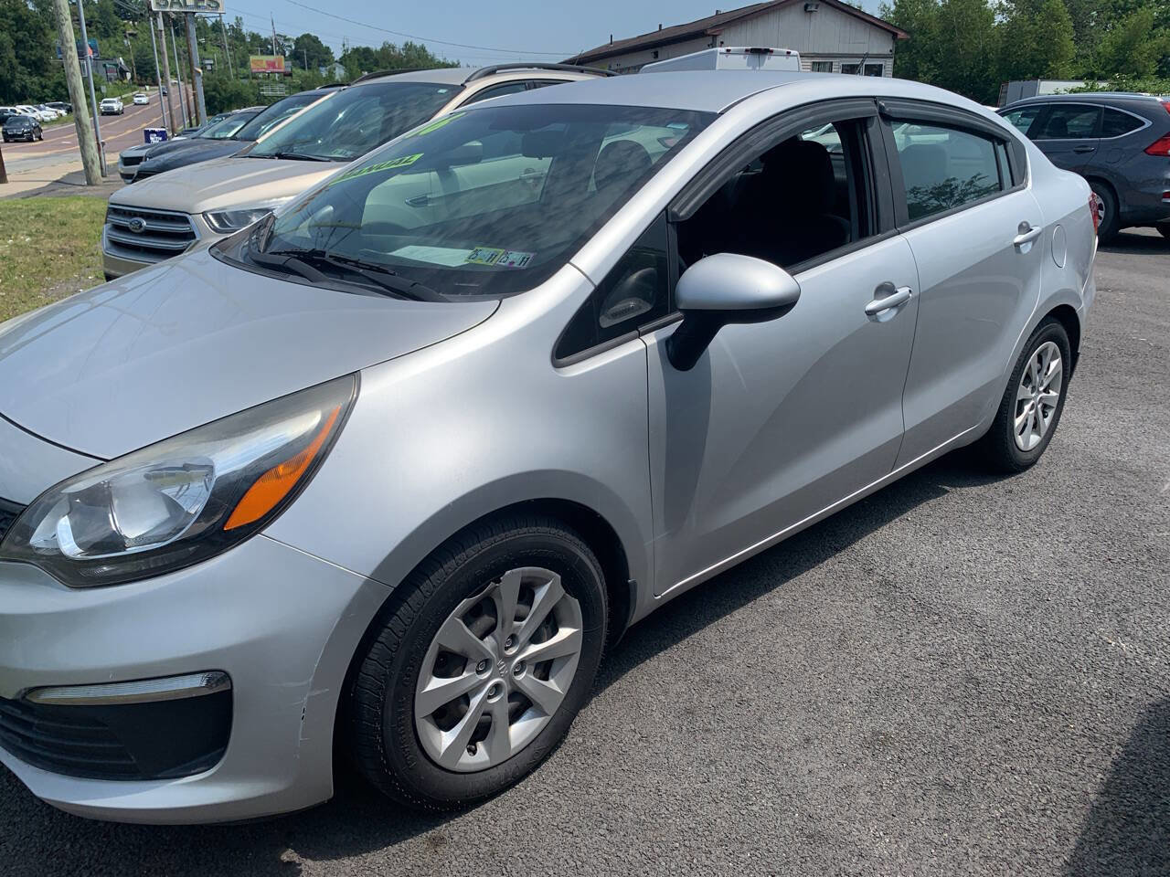 Used 2016 Kia Rio LX w/ Paint Protection Package FWD image 2