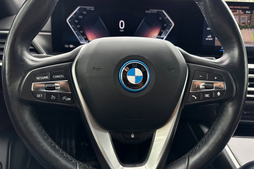 Used 2023 BMW i4 eDrive35 w/ Premium Package RWD image 26