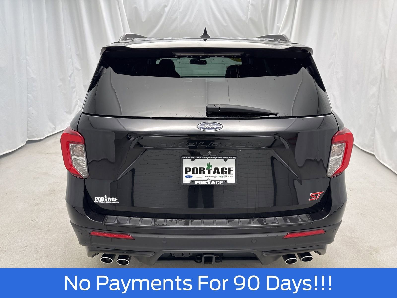 Used 2023 Ford Explorer ST image 4