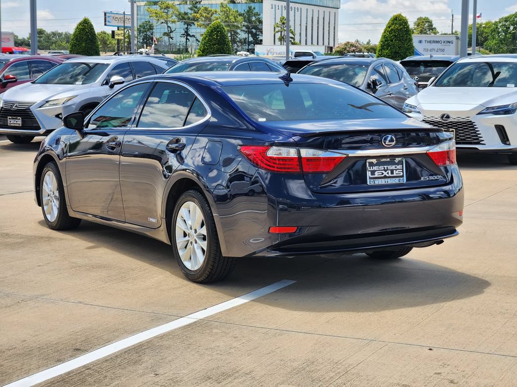 Used 2013 Lexus ES 300h w/ Luxury Pkg FWD image 5