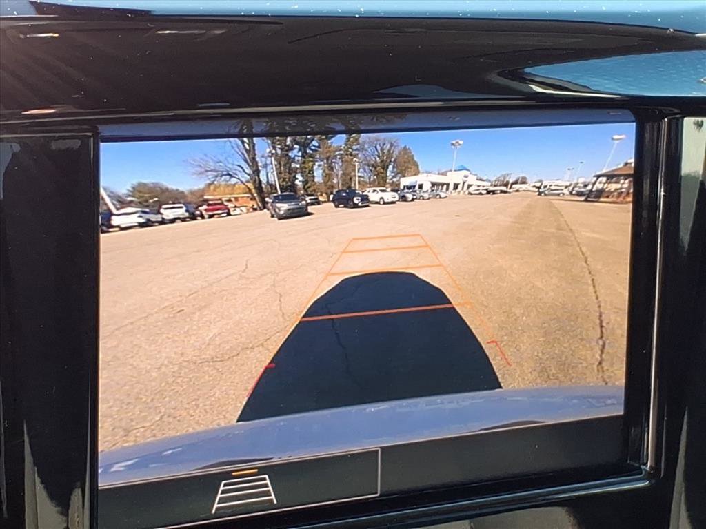 Used 2021 Chevrolet Traverse LS image 24