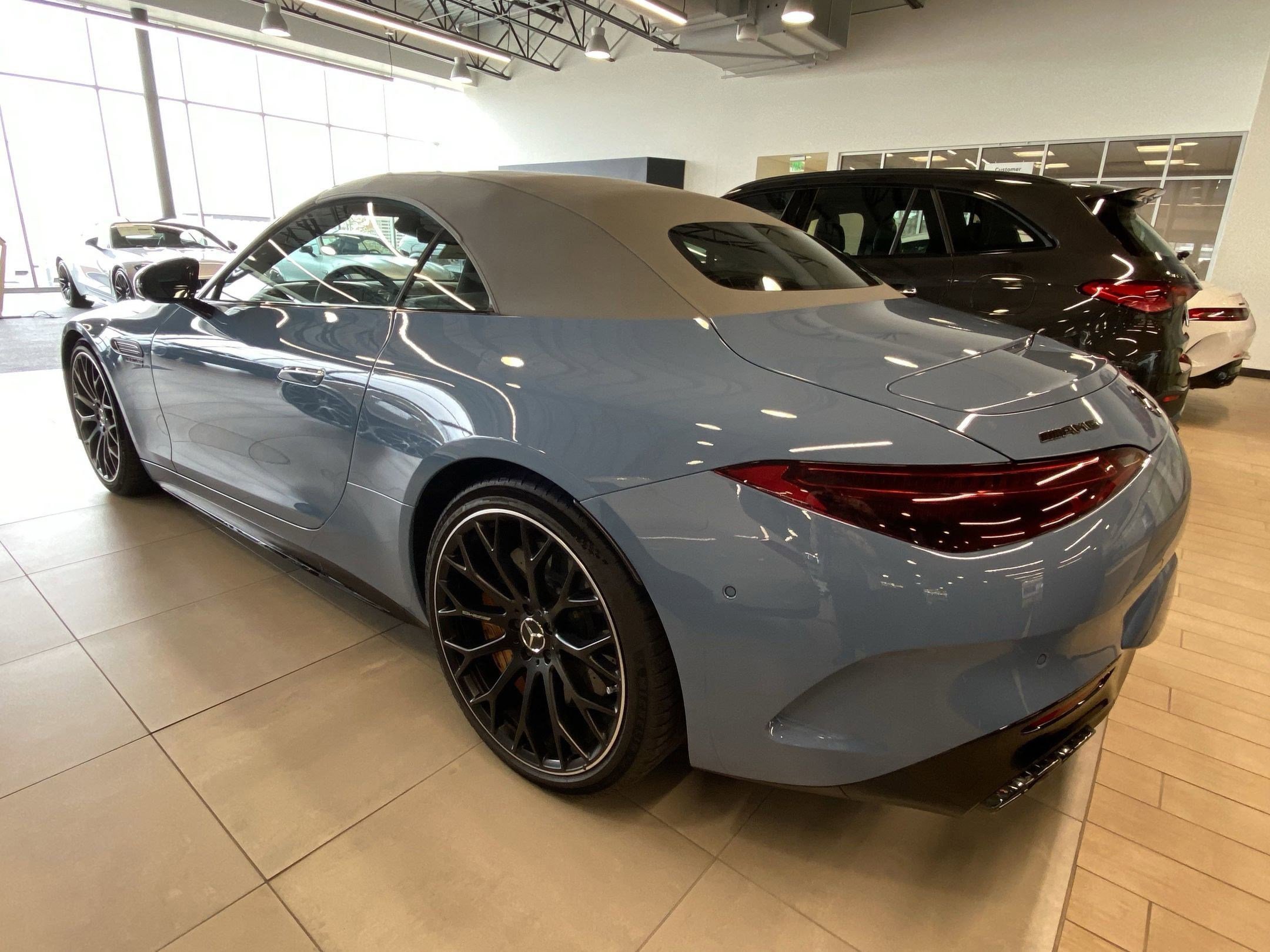 New 2025 Mercedes-Benz SL 63 AMG S e Performance 4MATIC image 2