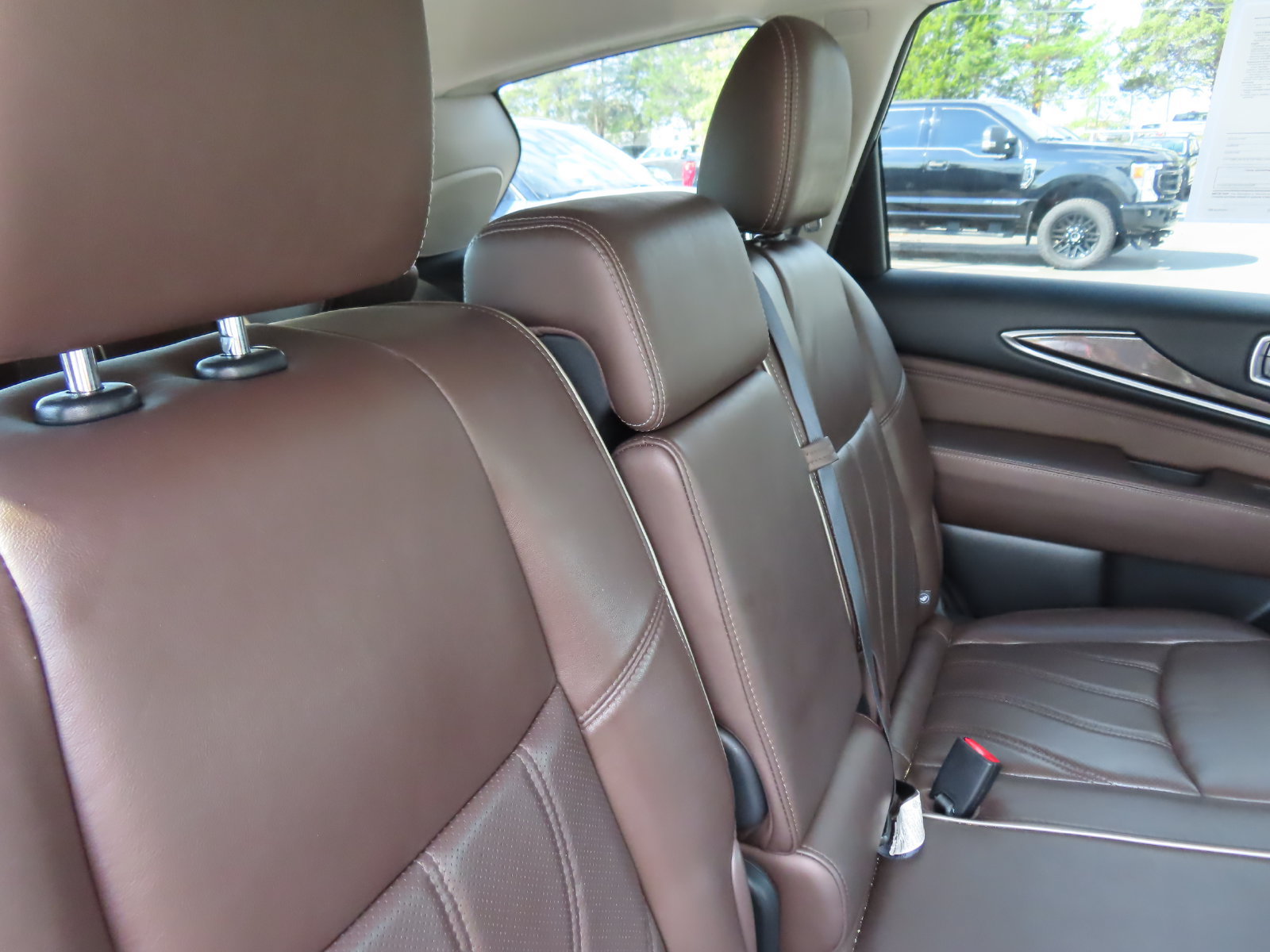 Used 2016 INFINITI QX60 Luxe w/ Premium Package AWD/4WD image 37