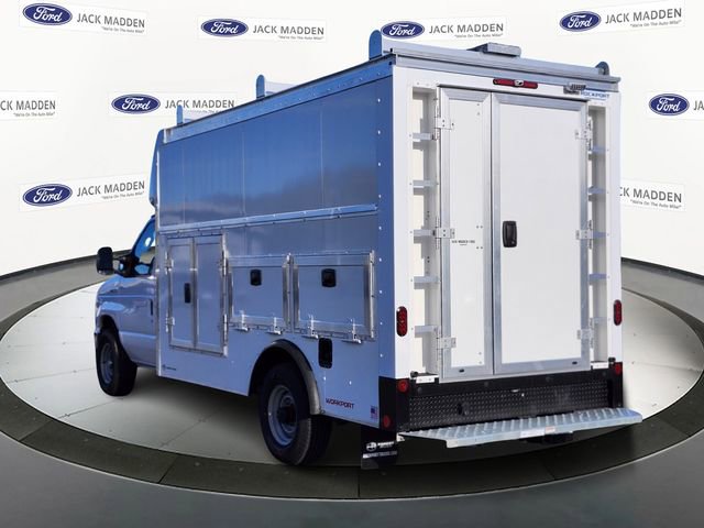 New 2026 Ford E-350 and Econoline 350 Super Duty w/ Power Equipment Group RWD image 3