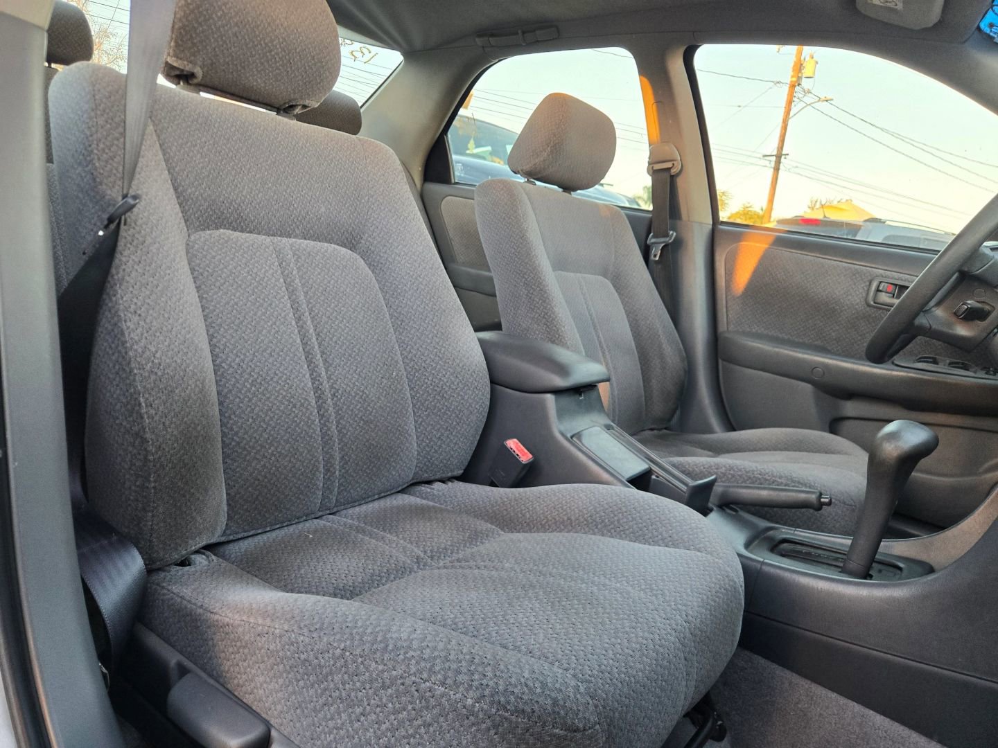 Used 2000 Toyota Camry LE image 15