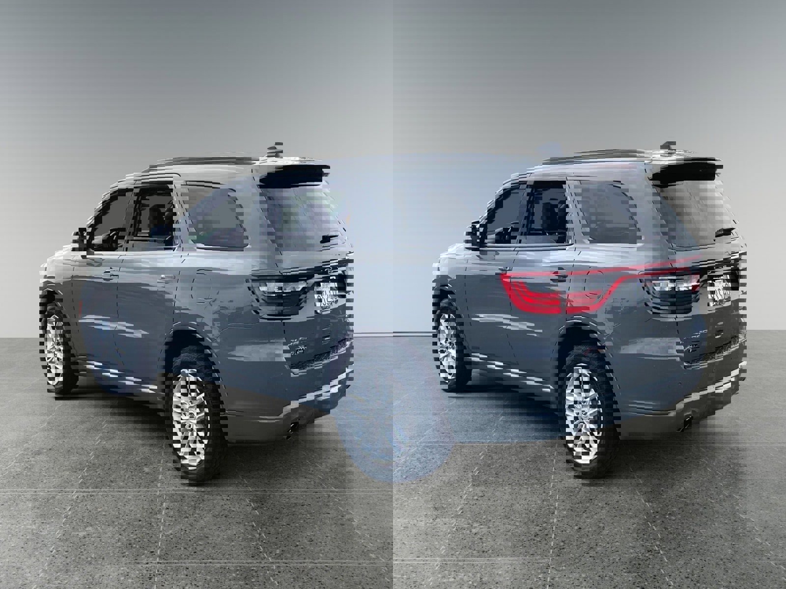 Used 2025 Dodge Durango GT image 3