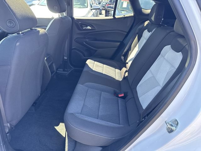Used 2024 Chevrolet Trax RS w/ Sunroof Package FWD image 13