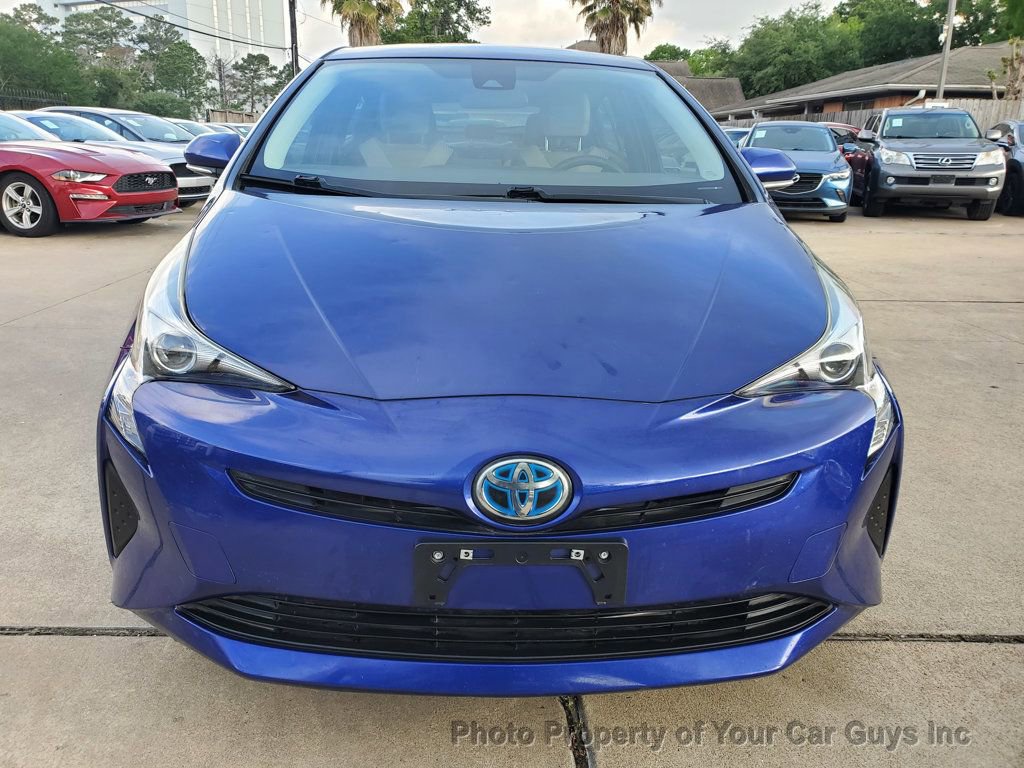 Used 2017 Toyota Prius Two FWD image 3