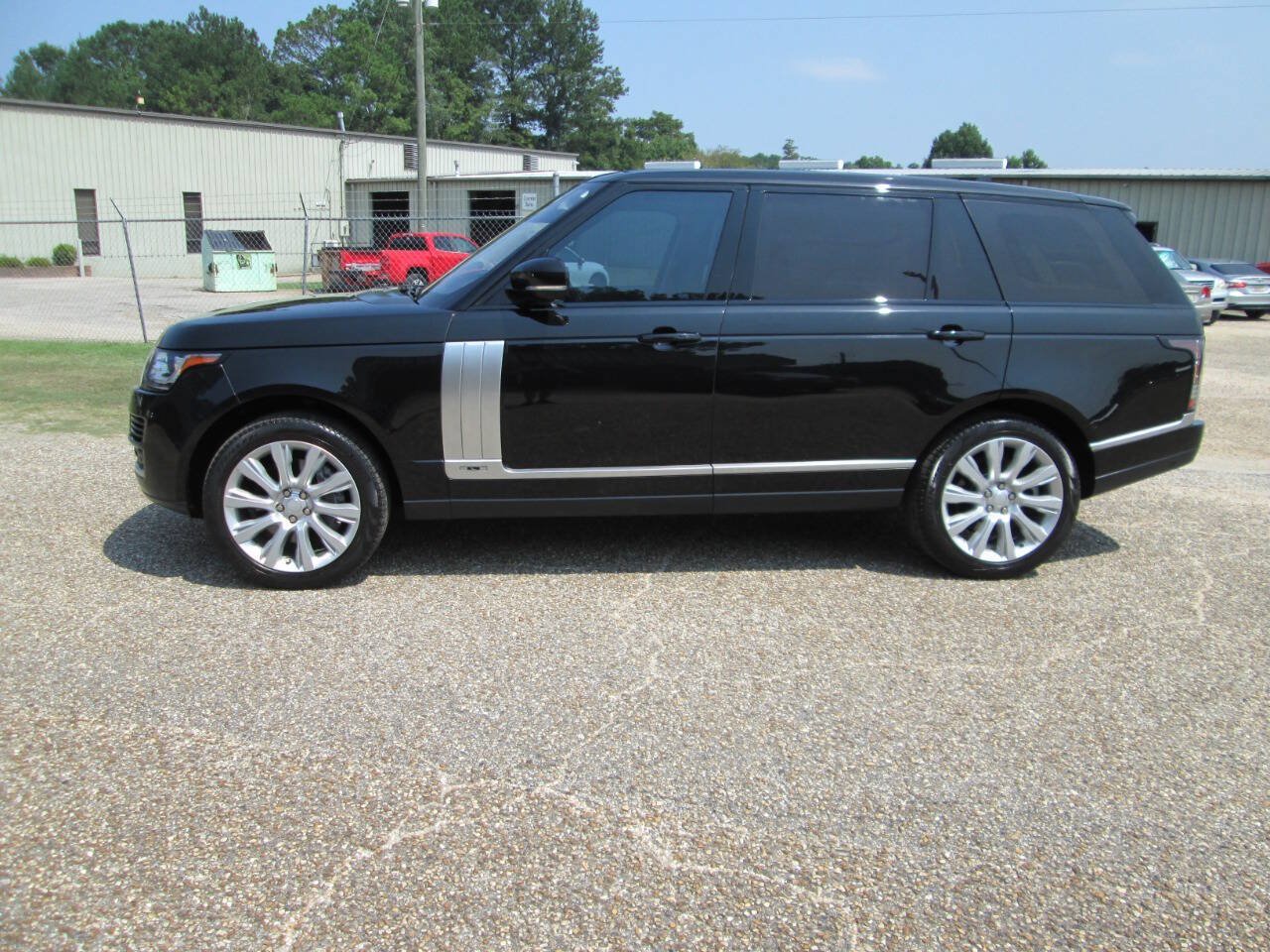 Used 2016 Land Rover Range Rover Long Wheelbase Supercharged AWD/4WD image 3