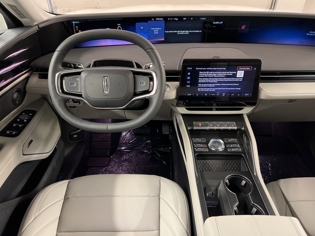 Used 2026 Lincoln Nautilus Premier w/ Equipment Group 102A image 8