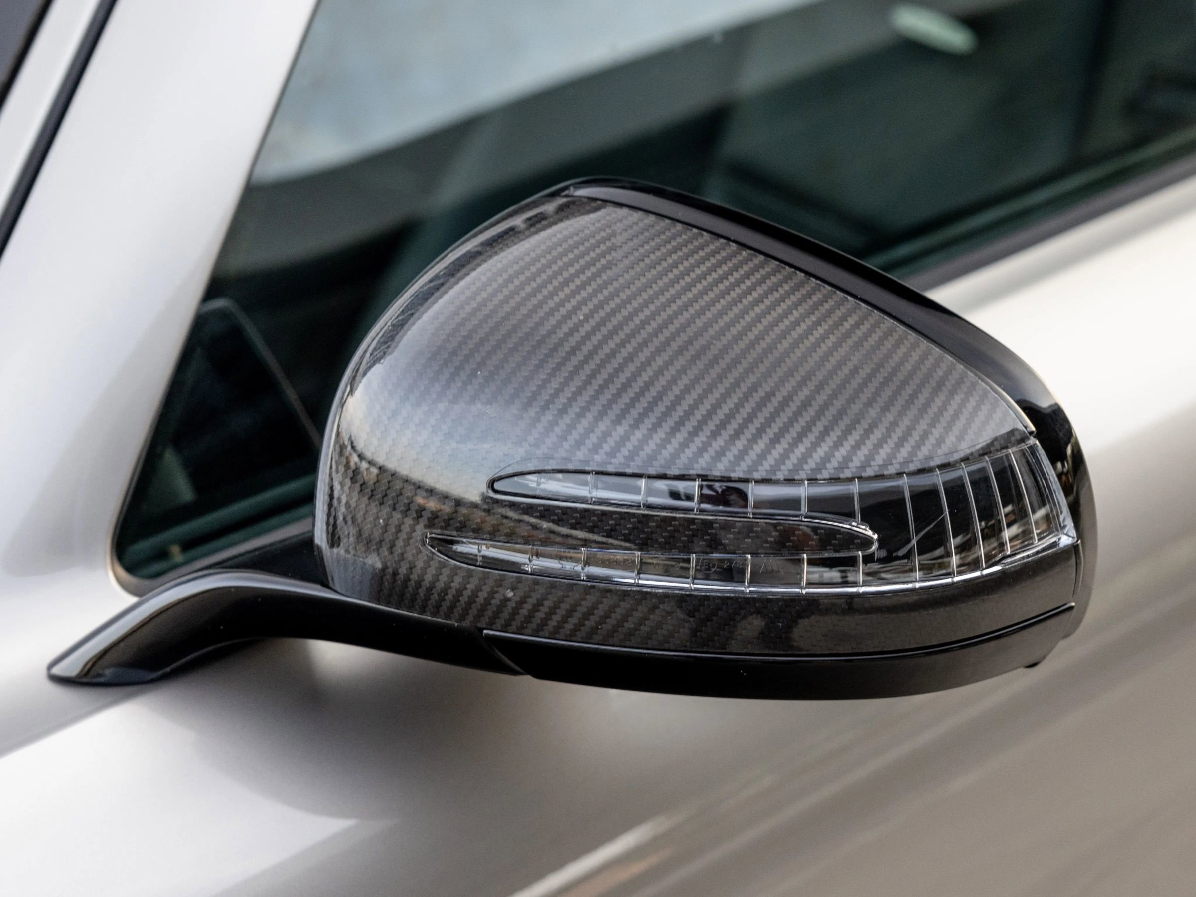 Used 2011 Mercedes-Benz SLS AMG Coupe image 34