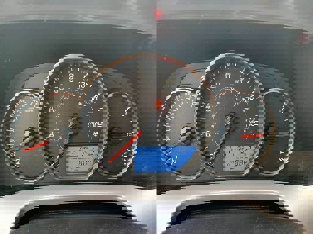 Used 2016 Toyota RAV4 LE image 29