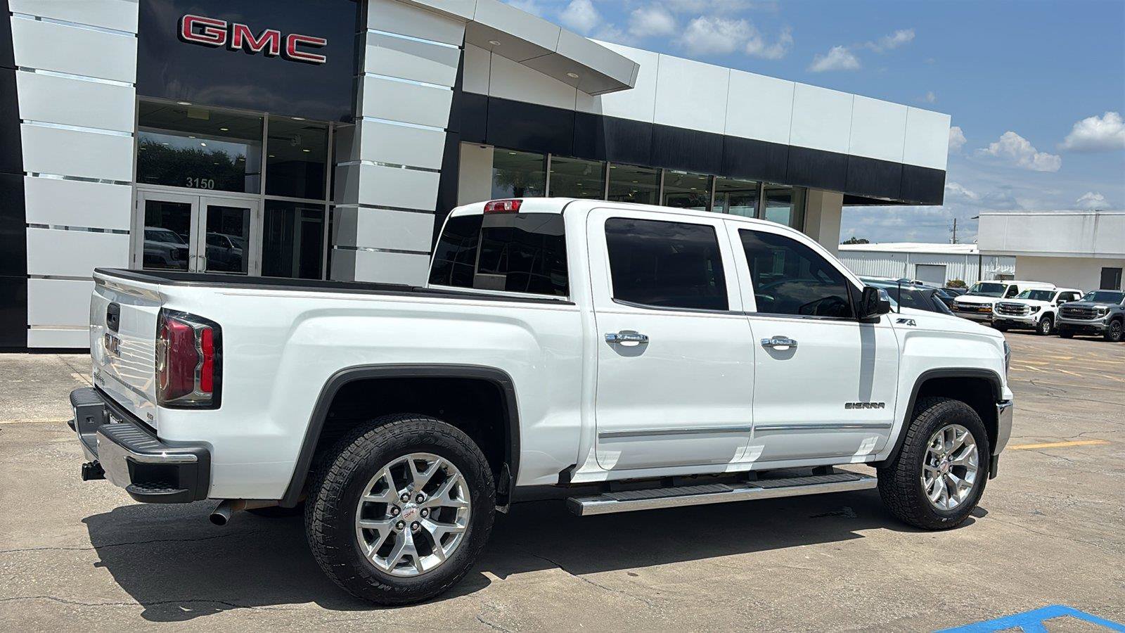 Certified 2018 GMC Sierra 1500 SLT AWD/4WD image 8