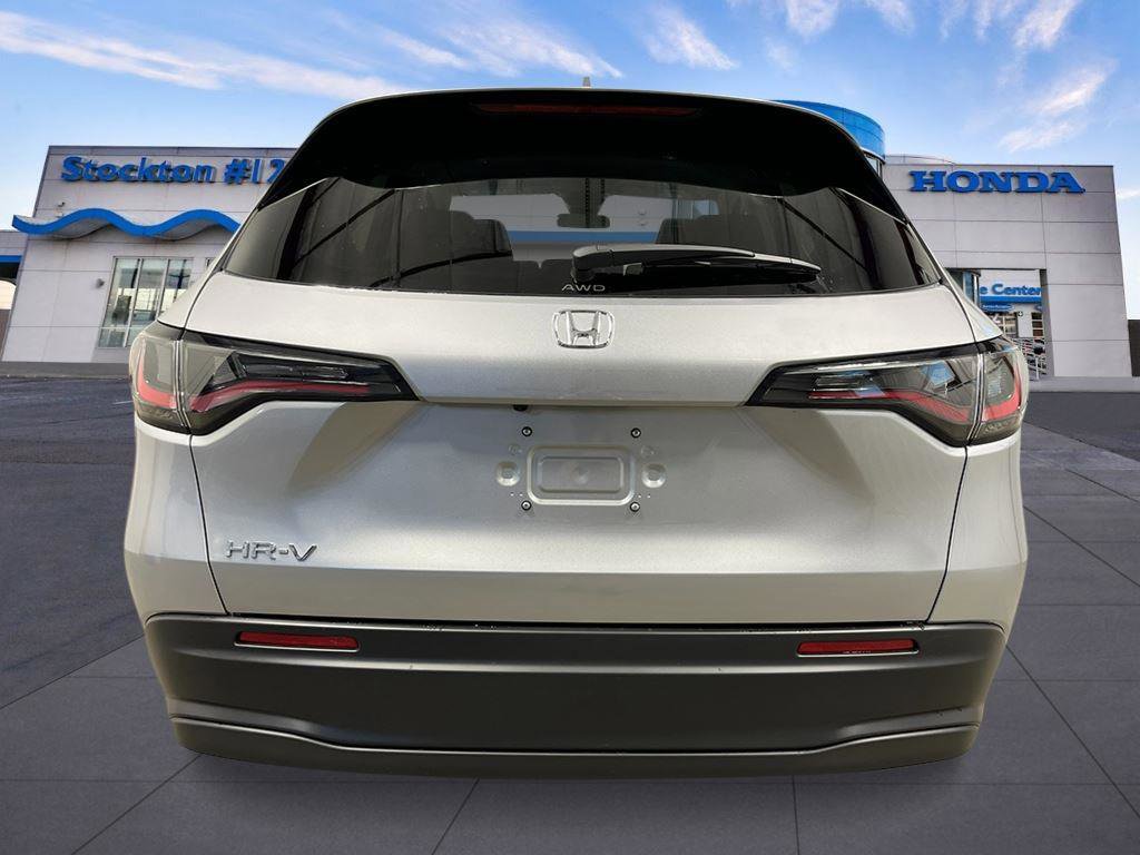 New 2026 Honda HR-V LX image 4