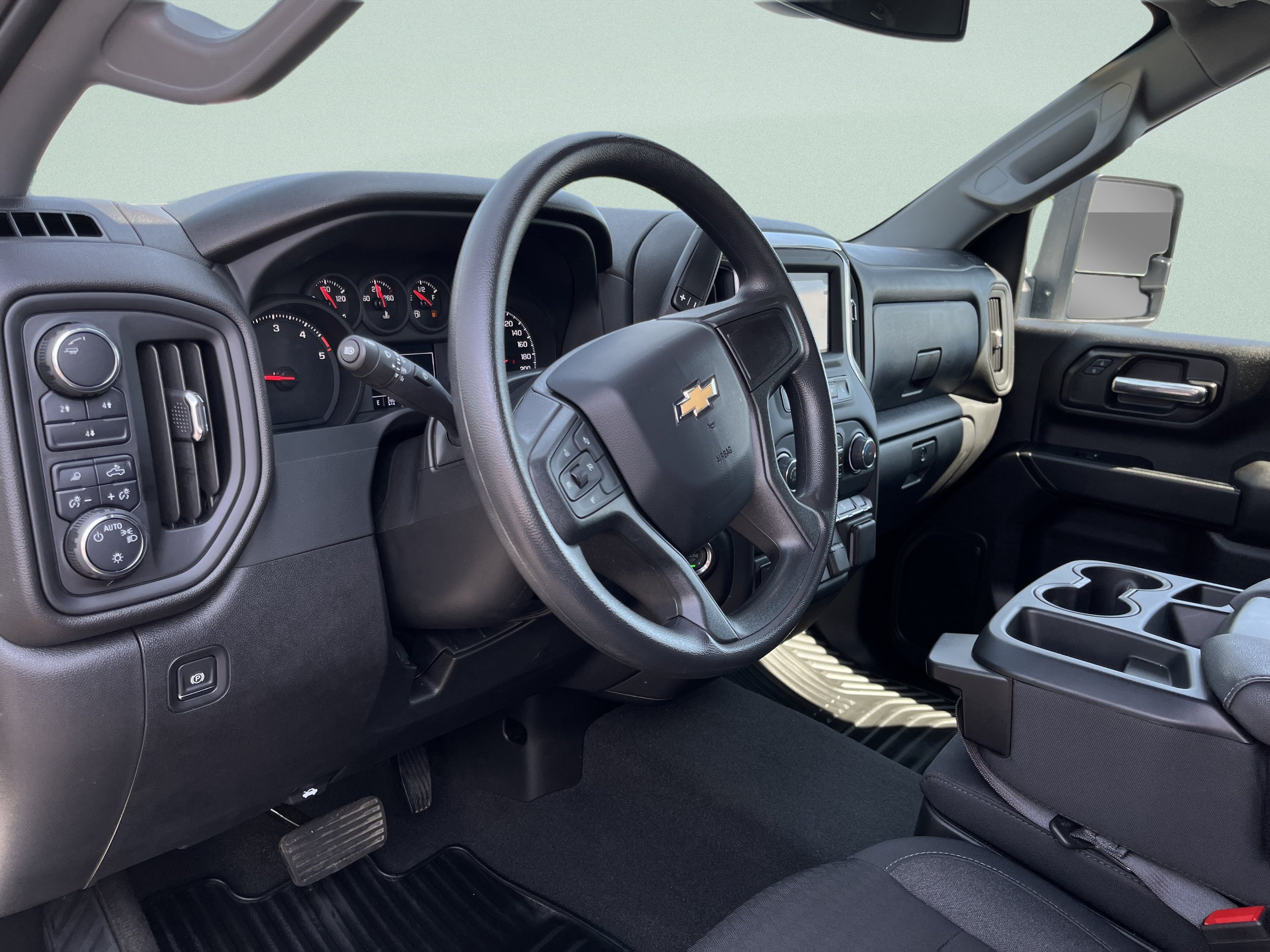 Used 2024 Chevrolet Silverado 2500 Custom w/ Custom Value Package AWD/4WD image 13