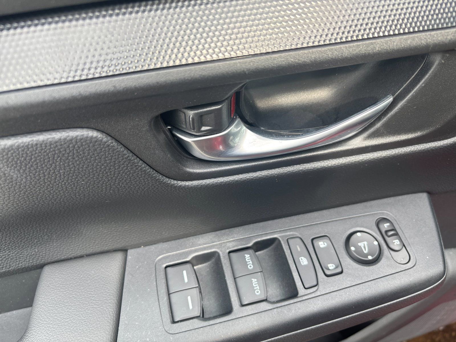 Used 2024 Honda CR-V EX image 12