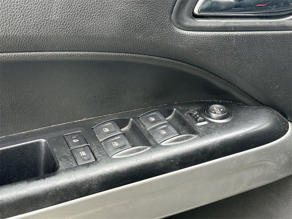 Used 2019 Chevrolet Colorado ZR2 w/ ZR2 Midnight Special Edition image 19