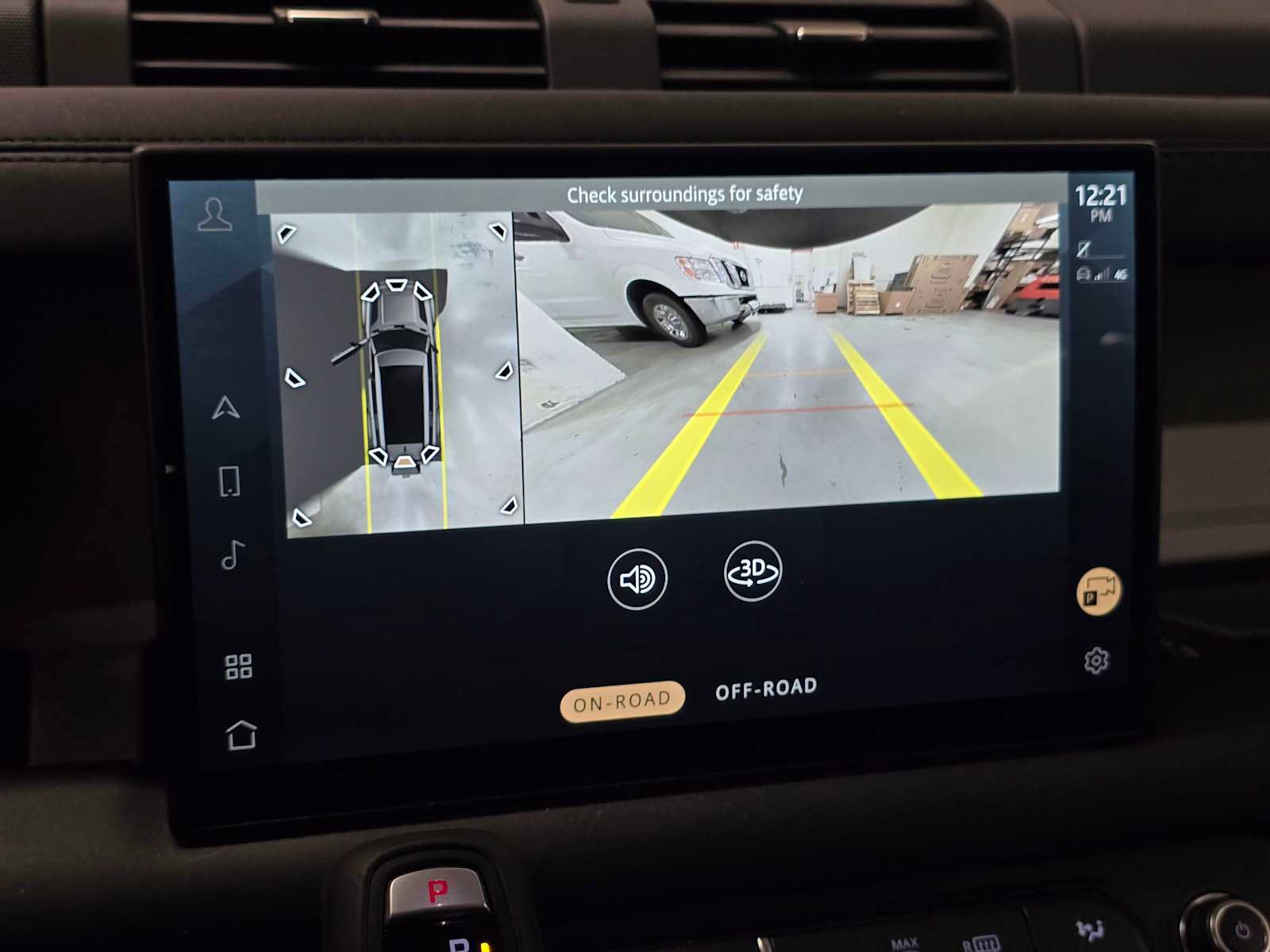 Used 2025 Land Rover Defender 130 S image 32