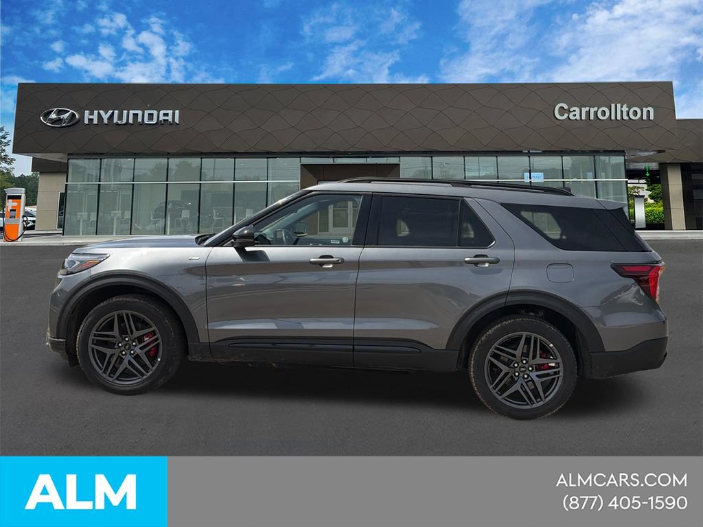 Used 2025 Ford Explorer ST-Line w/ ST-Line Street Pack AWD/4WD image 10