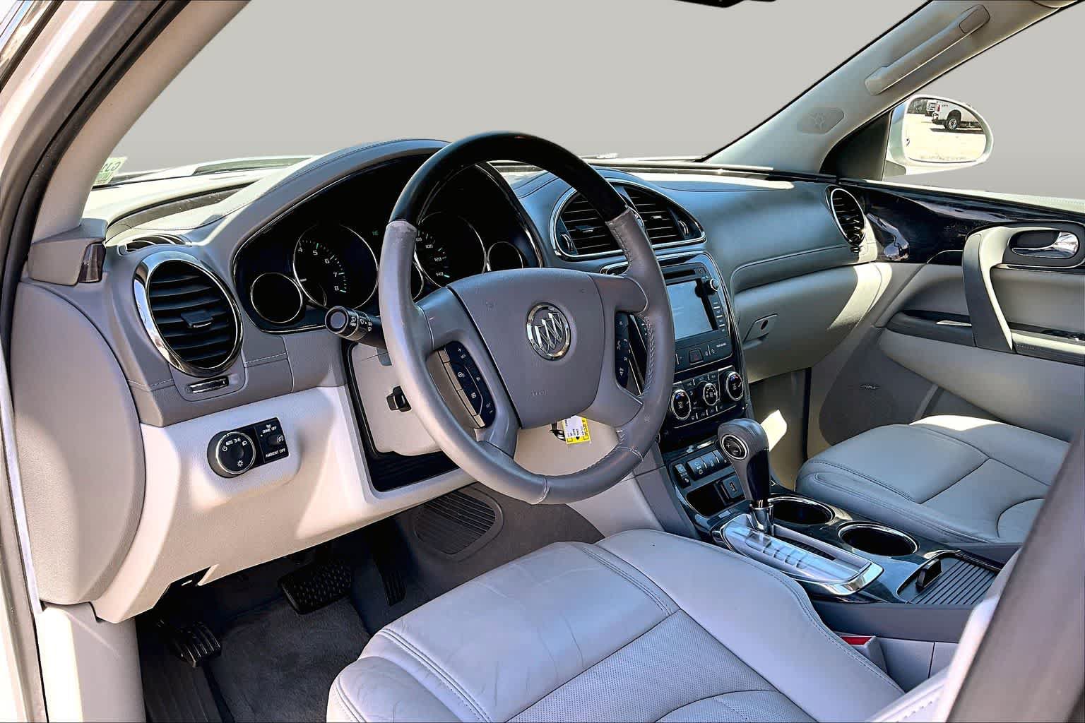 Used 2016 Buick Enclave Premium AWD/4WD image 18
