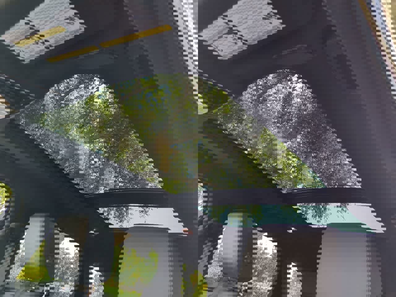 New 2026 Land Rover Range Rover Velar Dynamic SE image 20