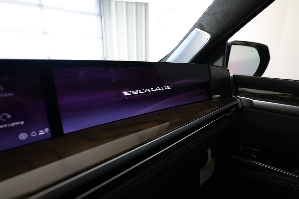 Used 2026 Cadillac Escalade Platinum Sport w/ LPO, Floor Liner Package image 42