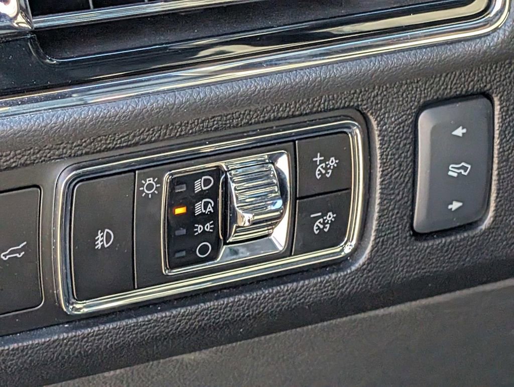 Used 2024 Lincoln Navigator Reserve image 28