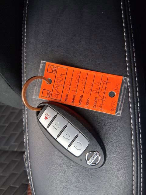 Used 2021 Nissan Kicks SR FWD image 15
