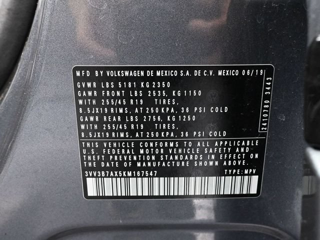Used 2019 Volkswagen Tiguan SEL Premium R-Line FWD image 48
