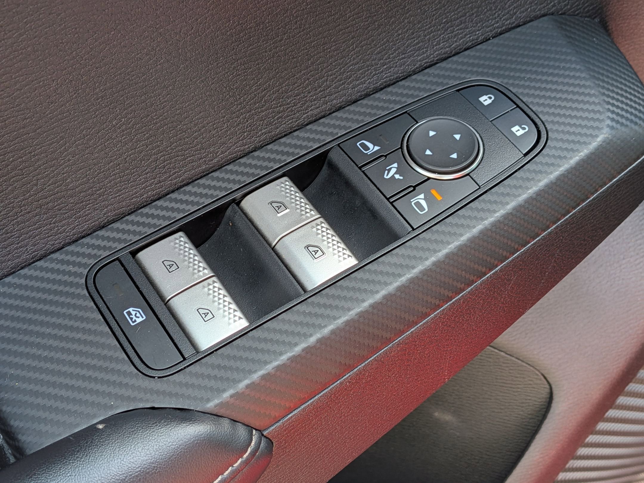 Used 2023 Mitsubishi Outlander SE image 13