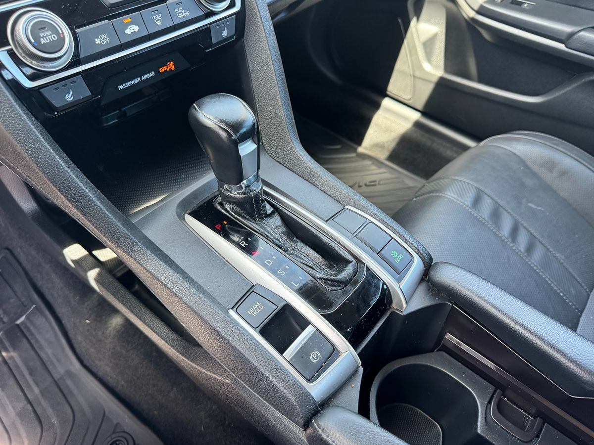 Used 2017 Honda Civic Touring image 21