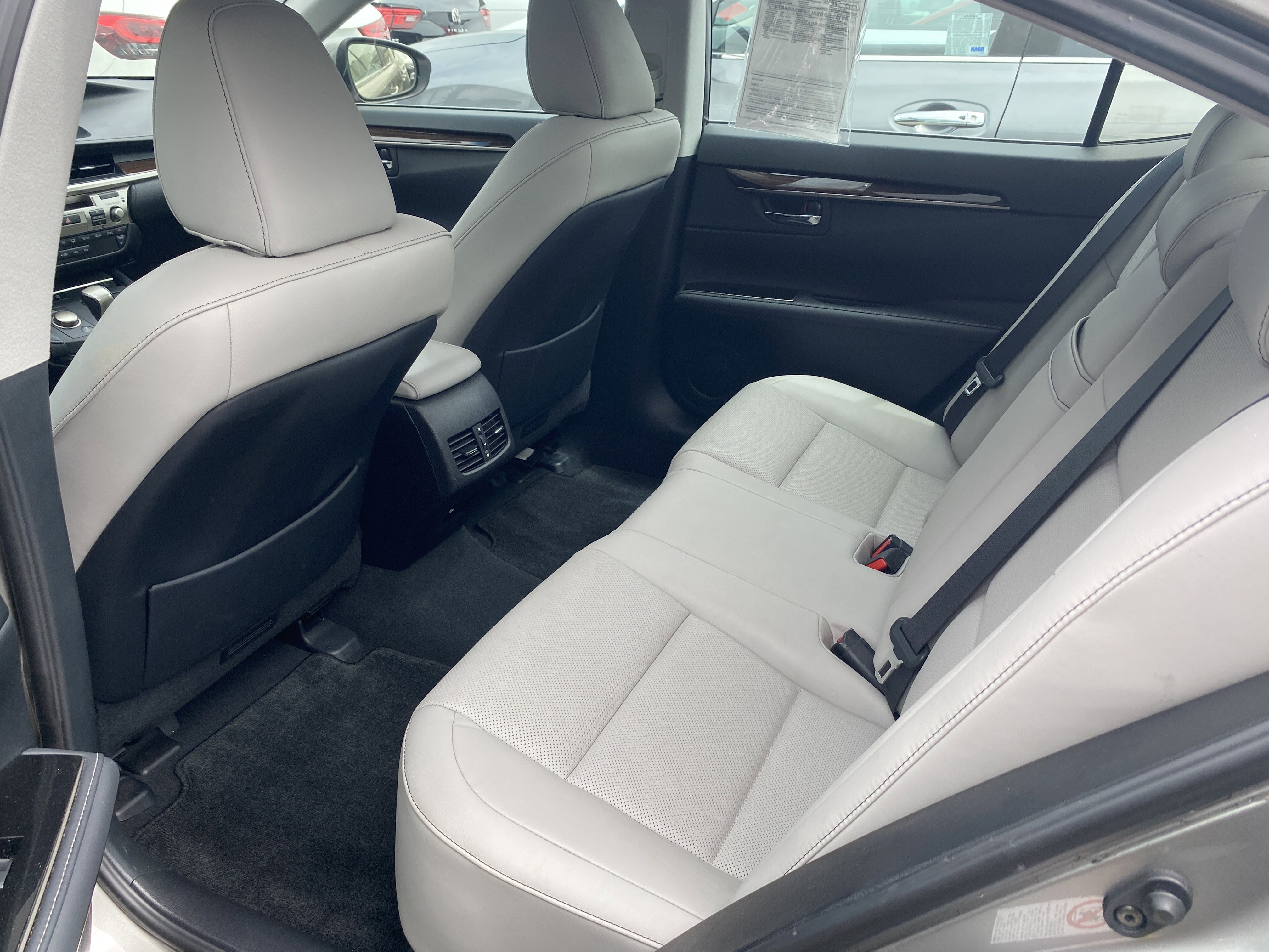 Used 2017 Lexus ES 350 FWD image 16