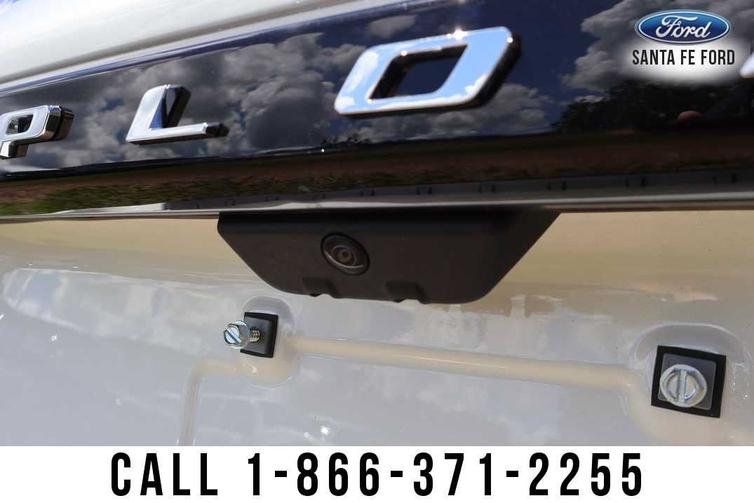New 2026 Ford Explorer Active w/ Active Comfort Package RWD image 8