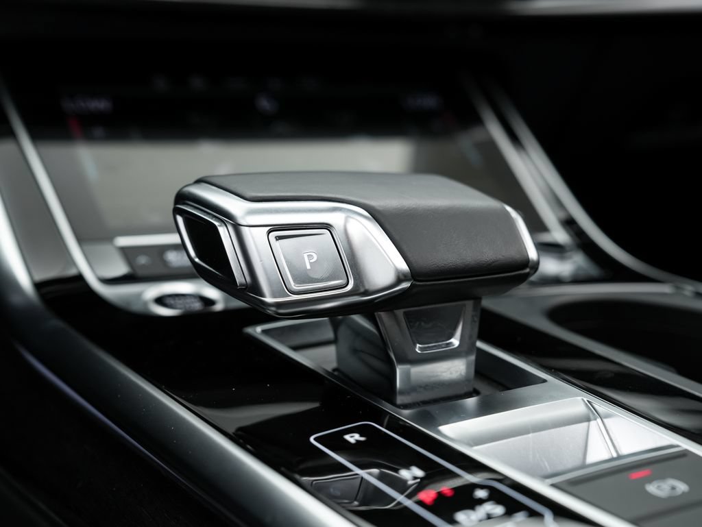 Used 2022 Audi Q7 3.0T Premium AWD/4WD image 19