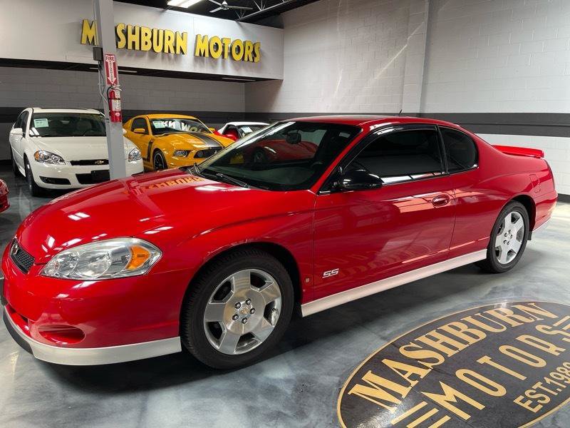 Used 2006 Chevrolet Monte Carlo SS w/ Convenience Package FWD image 2