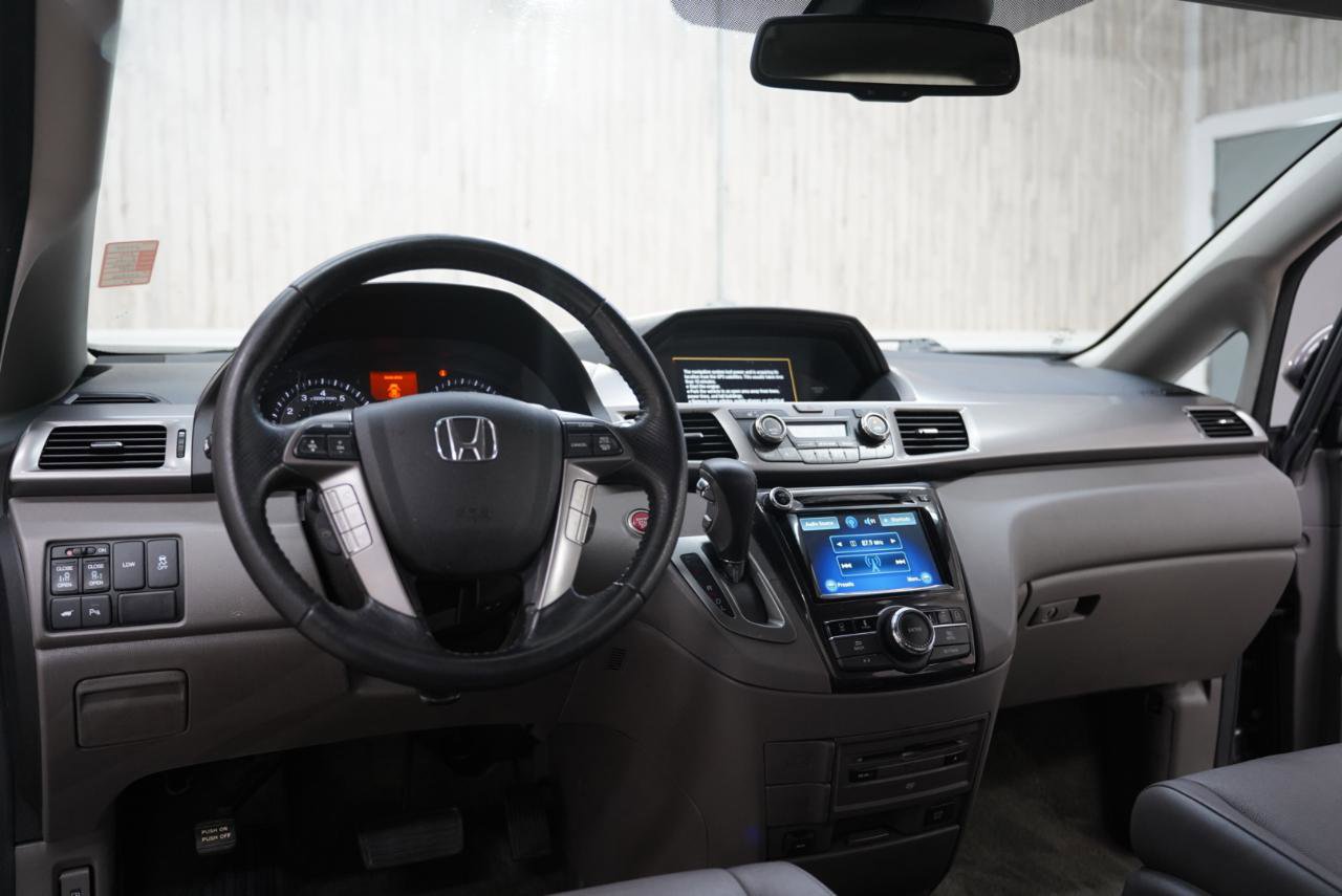 Used 2016 Honda Odyssey Touring image 11