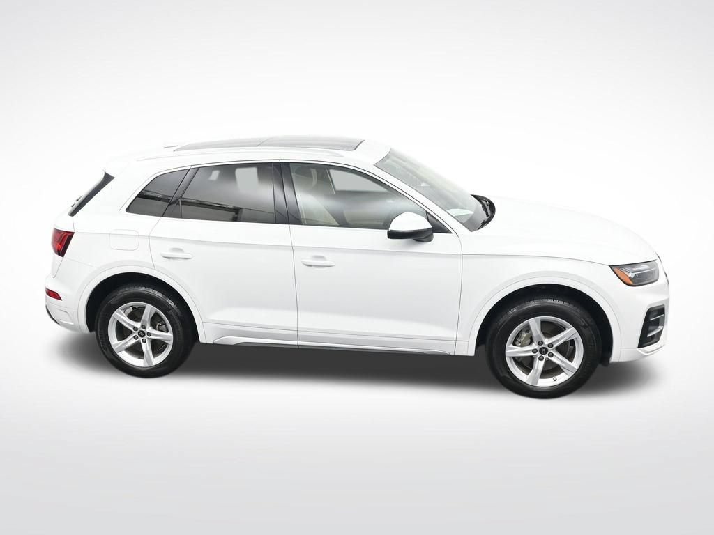 Used 2023 Audi Q5 2.0T Premium w/ Convenience Package AWD/4WD image 24