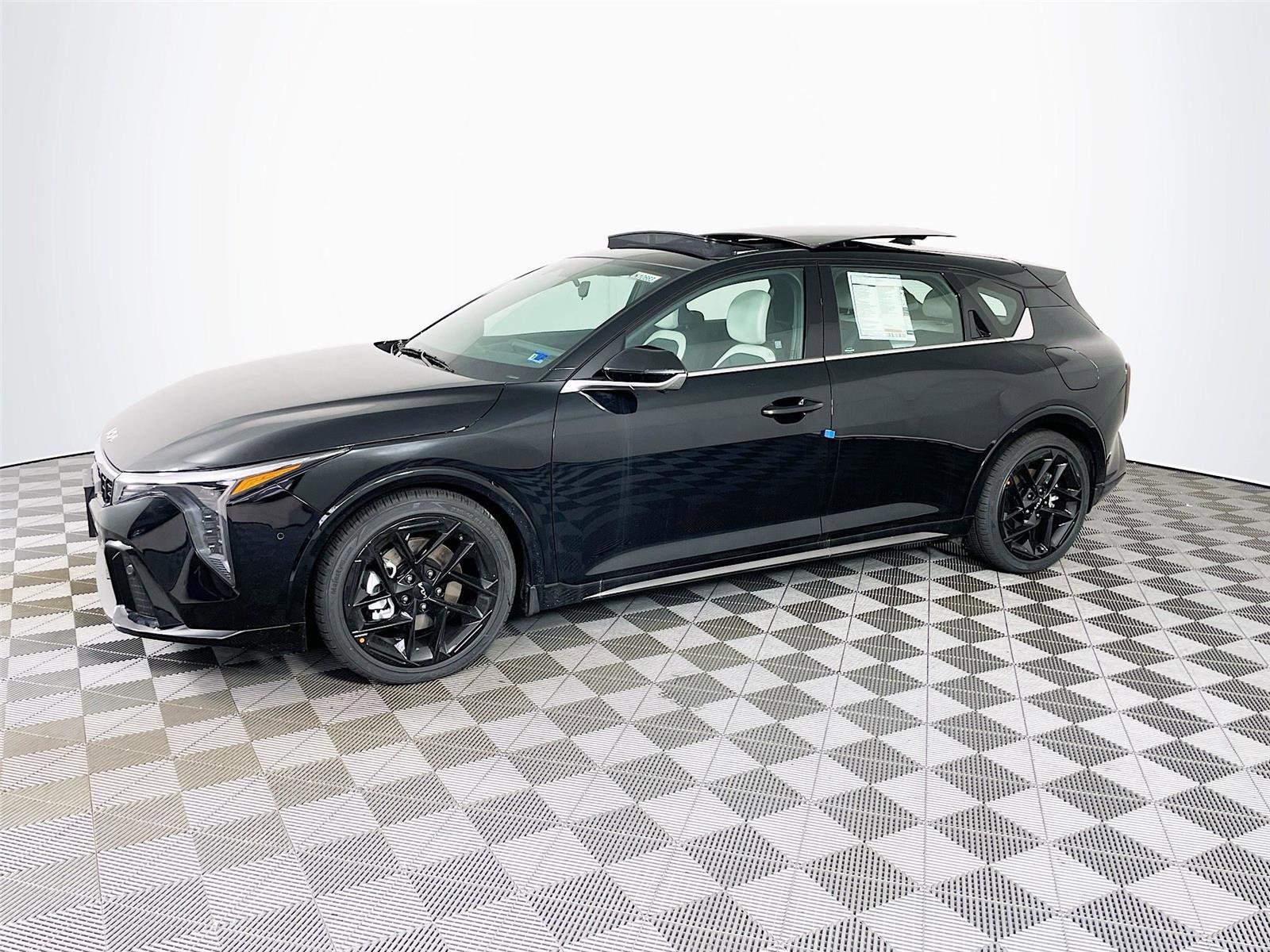 New 2026 Kia K4 GT-Line Turbo image 3