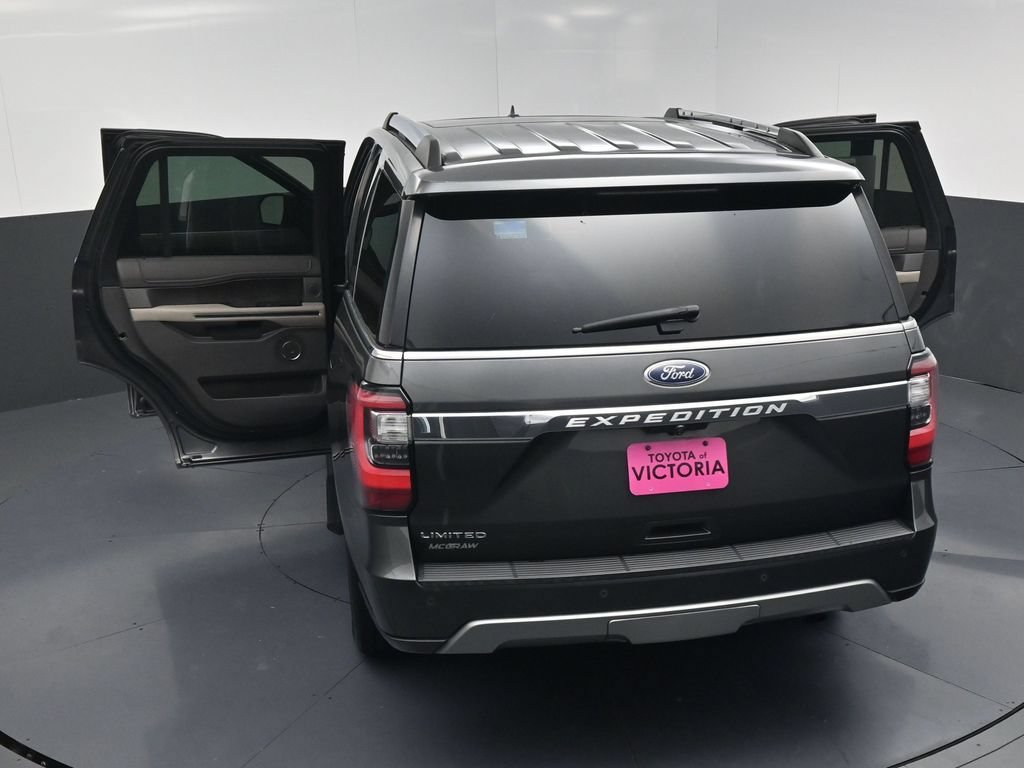 Used 2019 Ford Expedition Limited w/ Equipment Group 302A RWD image 23