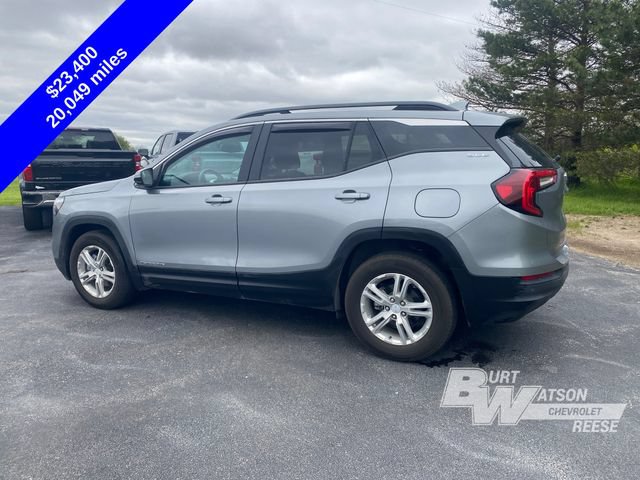 Certified 2023 GMC Terrain SLE w/ Driver Convenience Package FWD image 9