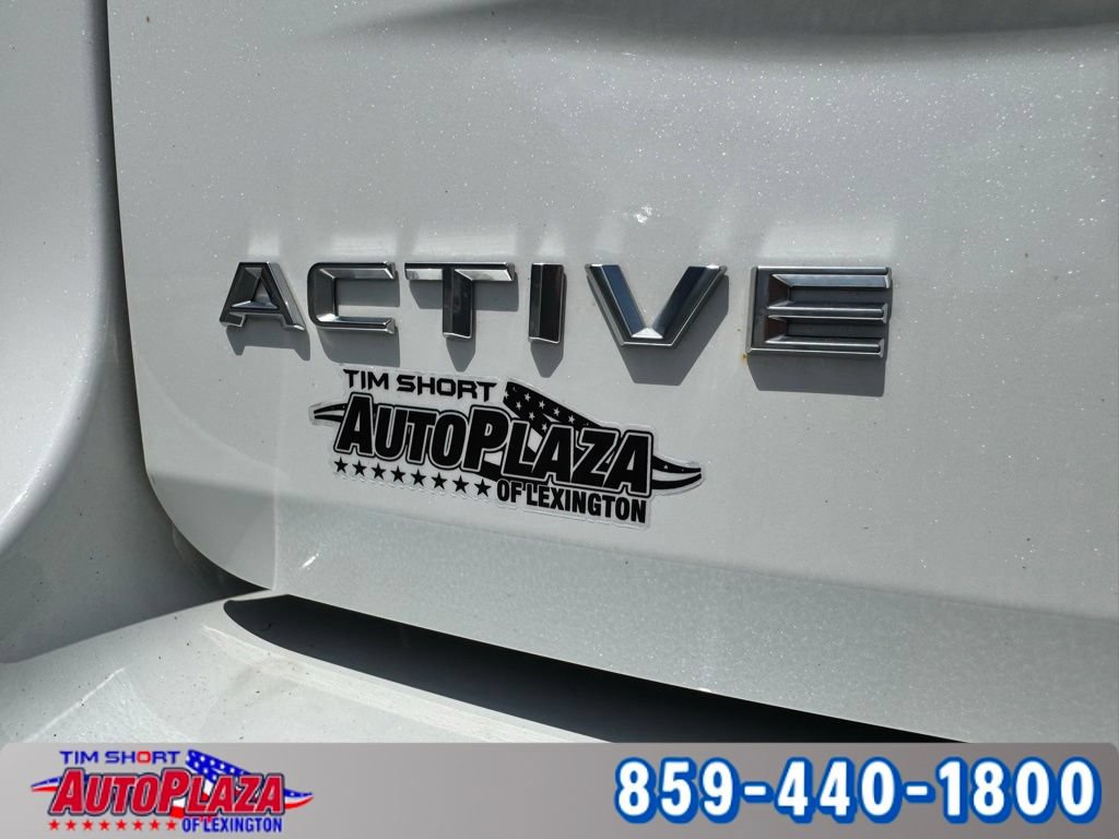 Used 2025 Ford Expedition Active AWD/4WD image 13