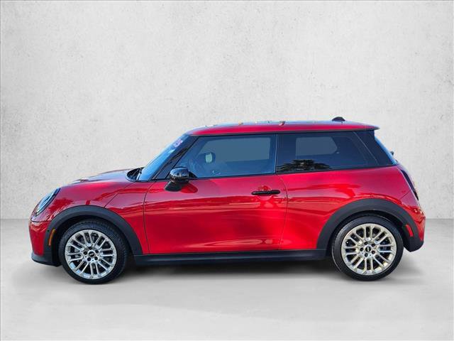 Used 2025 MINI Cooper 2-Door Hardtop image 9
