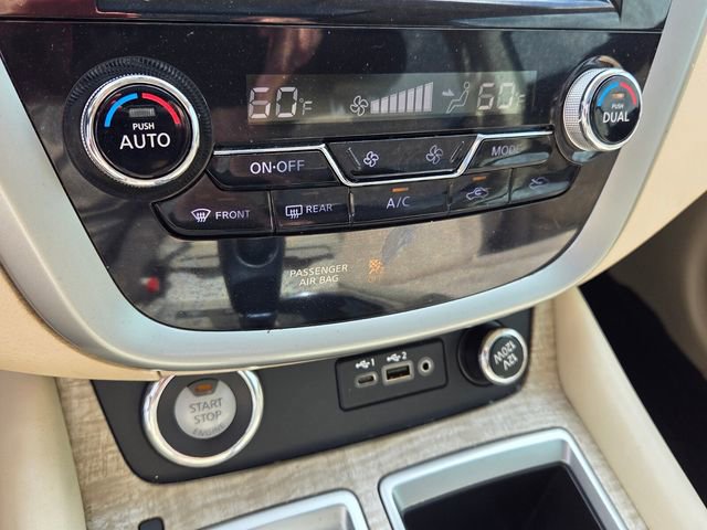 Used 2019 Nissan Murano SV w/ Premium Package image 22