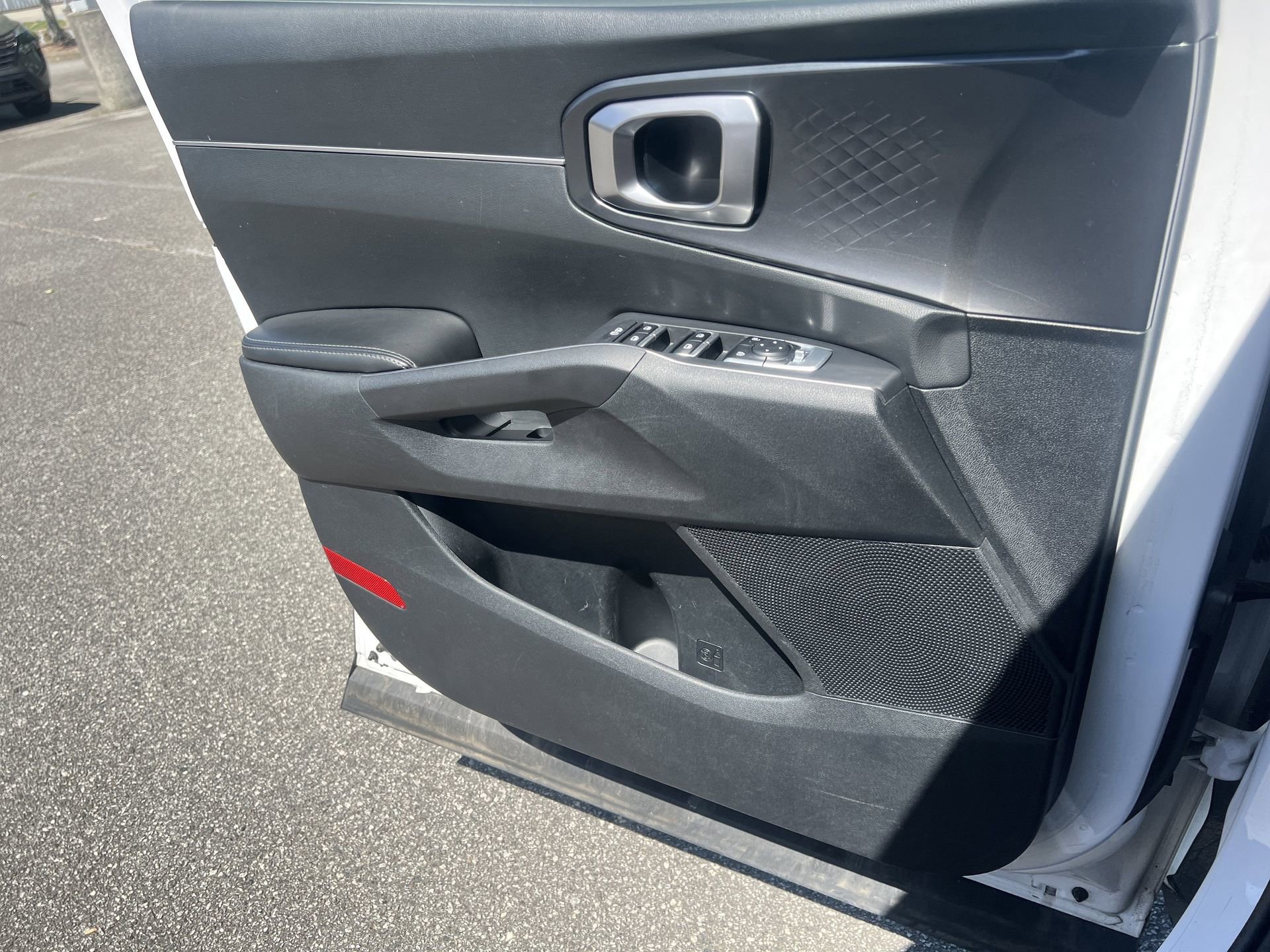 Used 2024 Kia Sorento S image 12