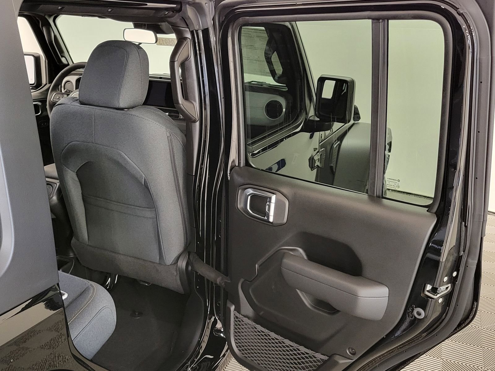 New 2025 Jeep Wrangler Sport S image 37